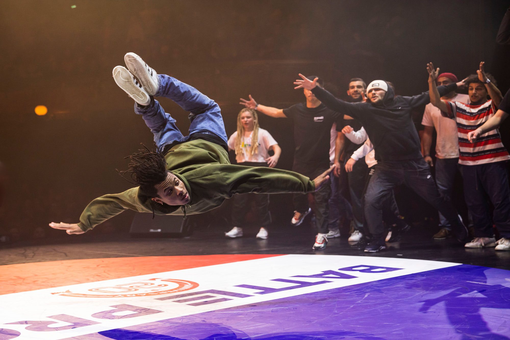 Кбр крю. Кбр крю. Breaking crew. Breaking crew. Obc crew дамир.