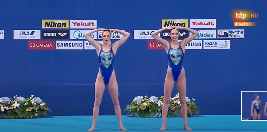 26 juillet 2015, les nageuses synchronisées russes Natalia Ishchenko et Svetlana Romashina s’offre l’or mondial en duo technique