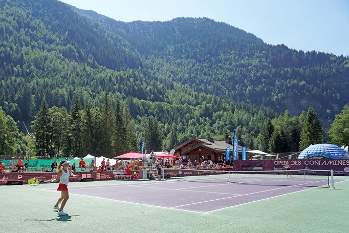 Un sommet de tennis au cœur des Alpes