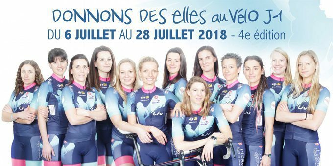 6 juillet 2018, des filles donnent des Elles au vélo sur le Tour de France