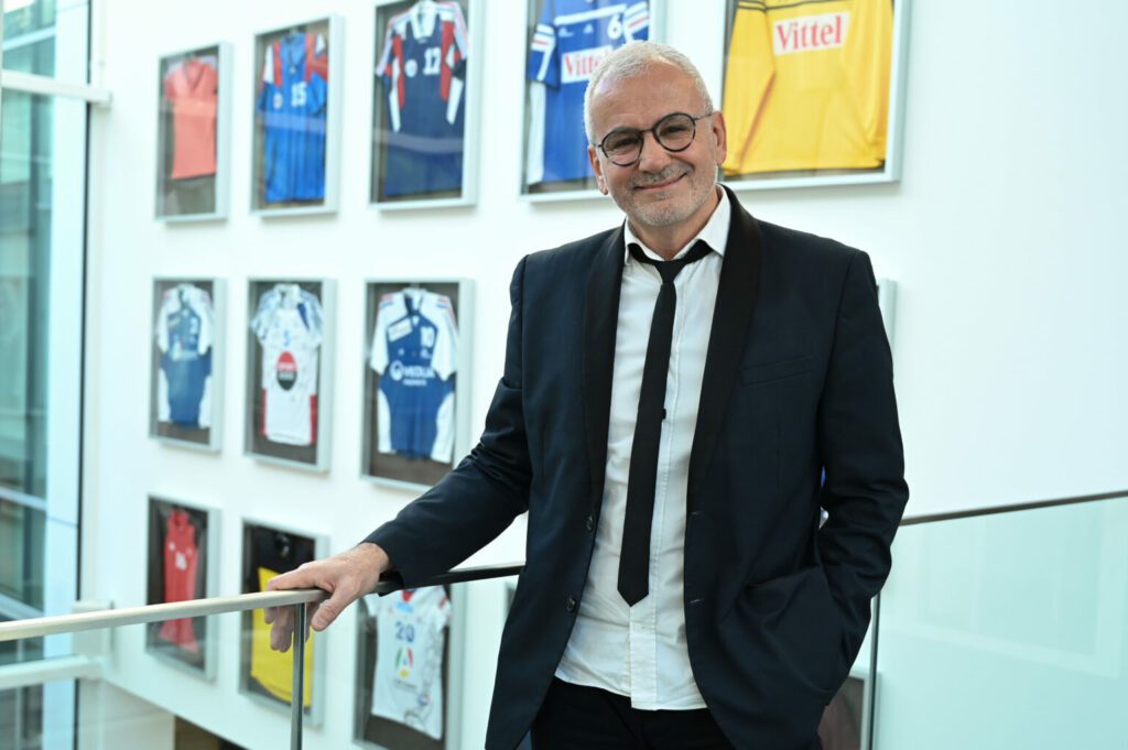 Philippe Bana : « Au handball, on accueille de plus en plus de jeunes filles. »