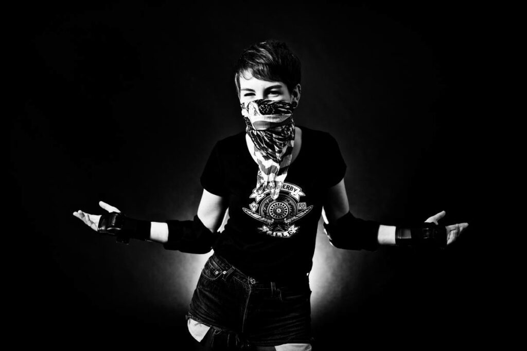 Lucie Descamps : « Coacher des hommes au roller derby, j'adore ! »