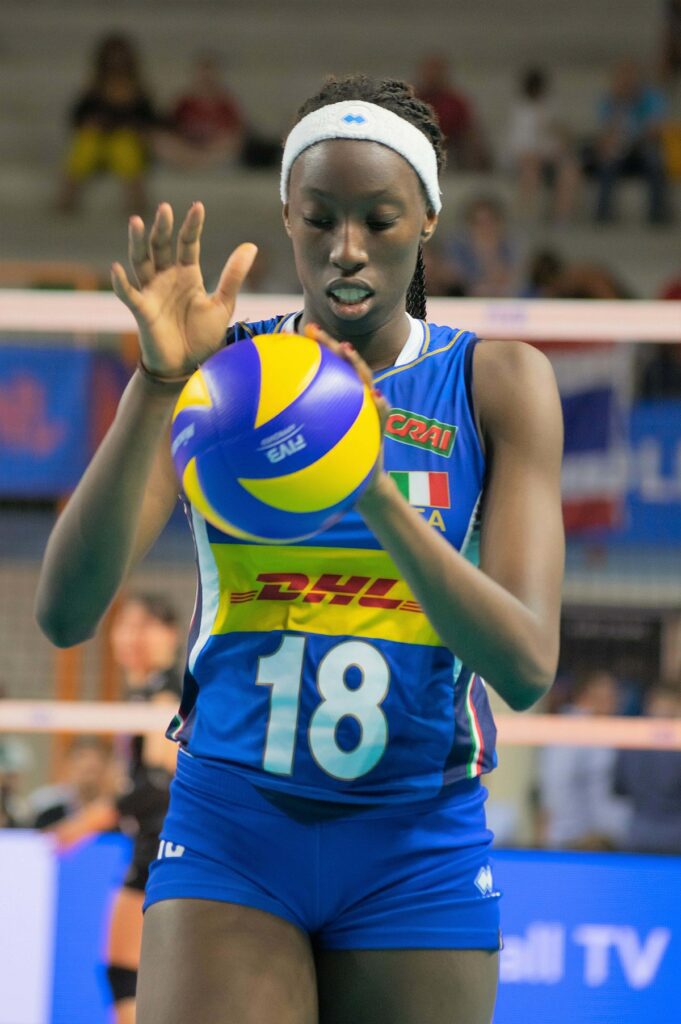 Paola Egonu Celle qui fait souffler un air de liberté sur le volleyball