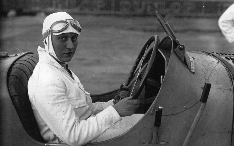 Hellé Nice, splendeur et misères de la pilote la plus rapide du monde