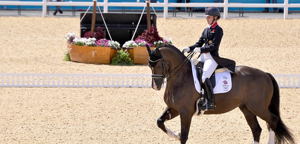 9 août 2012, Jeux de Londres : Charlotte Dujardin crée la surprise avec son cheval Valegro