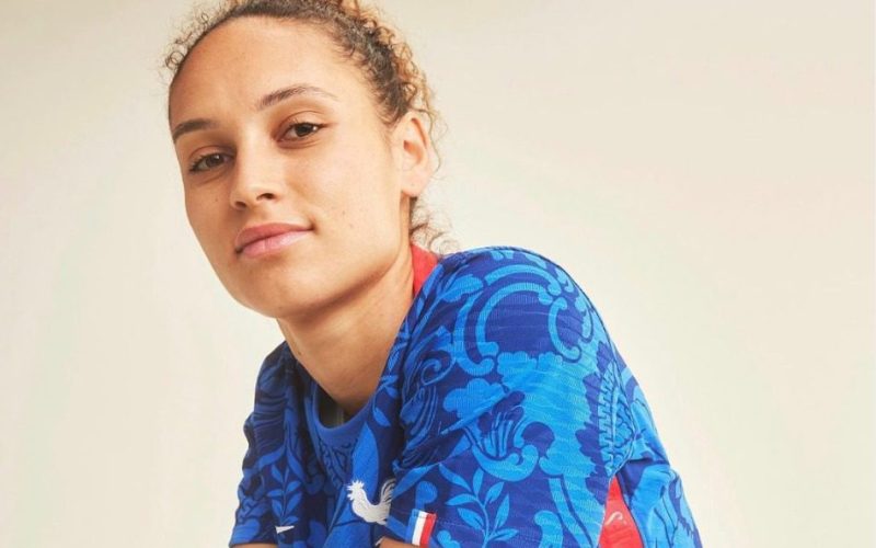 Ella Palis : pour elle, le foot, c'est de la balle !