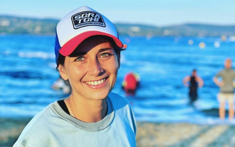 Estelle Poret : « En jet-ski, nous sommes quelques filles à affronter les garçons. »