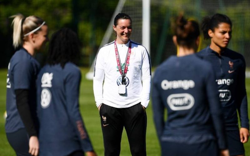 Corinne Diacre : 5 infos pour briller sur et au bord du terrain