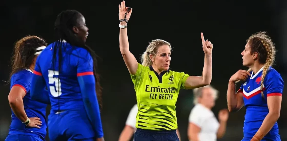 Joy Neville, la femme qui a sifflé l'Histoire