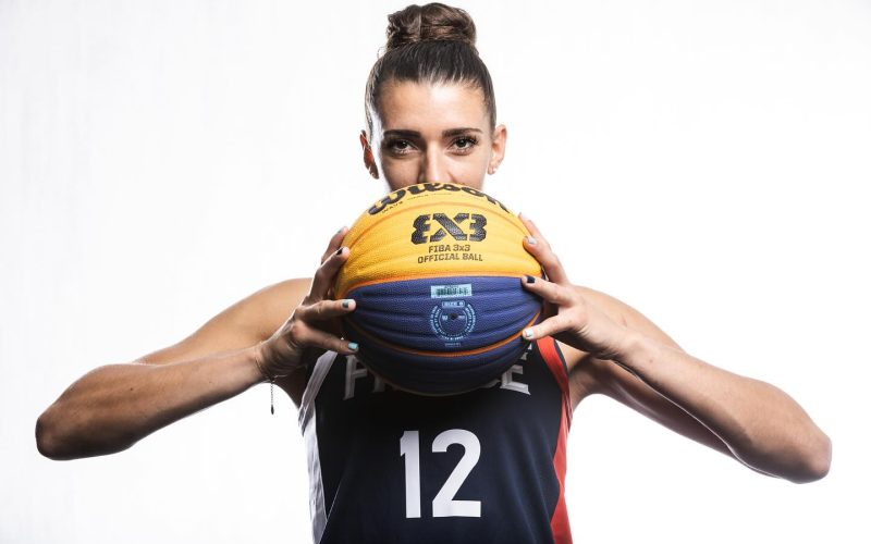 Laëtitia Guapo : « Le basket me pousse à donner la meilleure version de moi-même. » Laëtitia Guapo : « Le basket me pousse à donner la meilleure version de moi-même. »