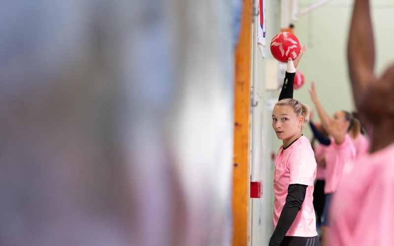 Léna Grandveau : « Il m’arrive de me demander pourquoi tous ces sacrifices, mais le hand est très important pour moi et ce, depuis toute petite. »