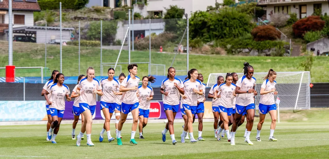 Euro féminin de football 2025 : les Bleues en vidéo