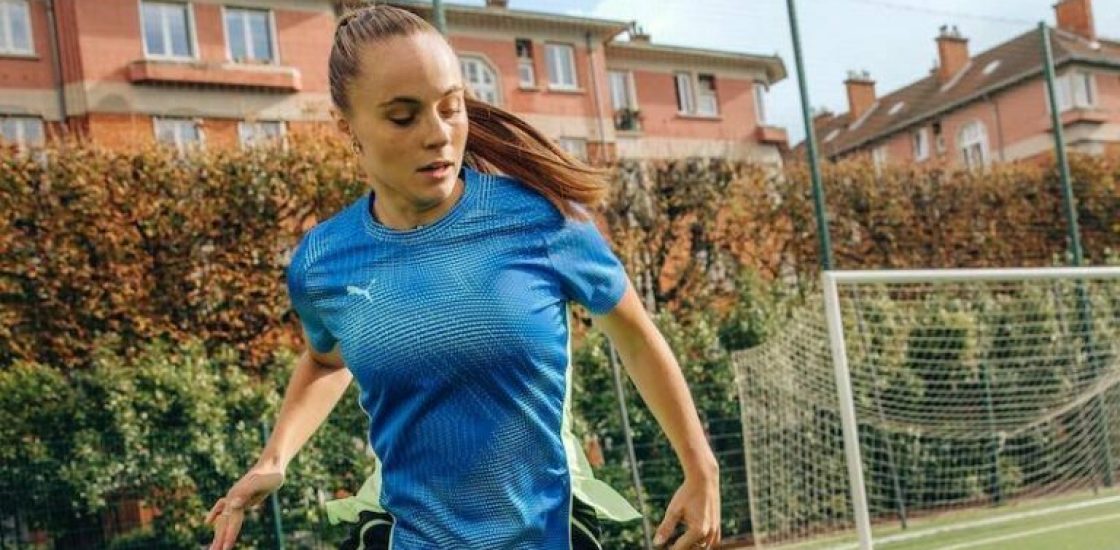 Lou Bogaert, la défenseuse qui trace sa route en Bleue