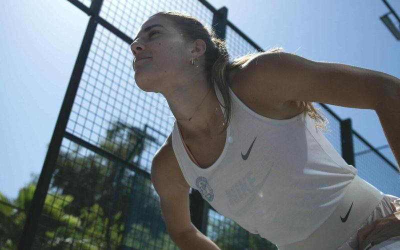 Steffi Merah : celle qui joue au padel comme si sa vie en dépendait