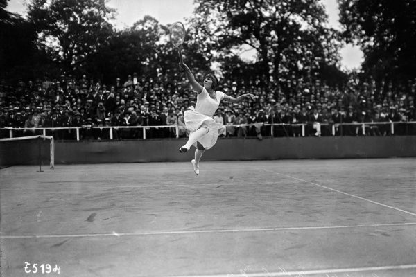 Suzanne_Lenglen_1922 Suzanne_Lenglen_1922