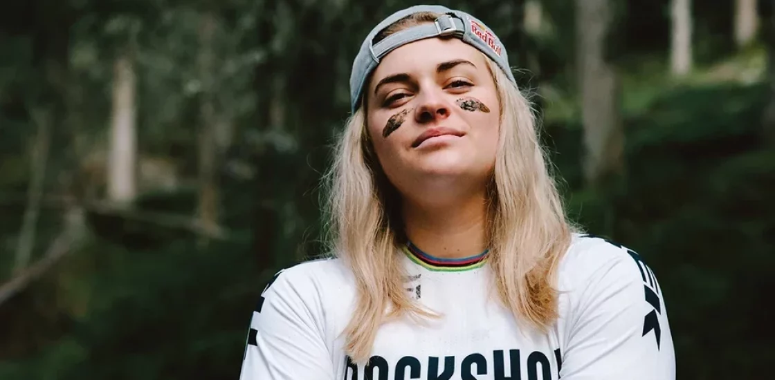 Vali Höll, la reine du VTT qui ne s’enraye pas