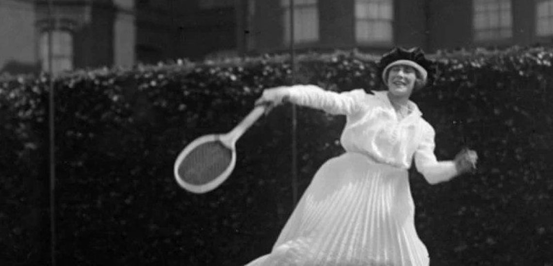 19 juillet 1884, la Britannique Maud Watson remporte la première finales dames de l’histoire de Wimbledon