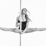 Marie Moulin : « En pole dance, quand je m’élance à la barre, je m'offre un shoot de confiance en moi. »